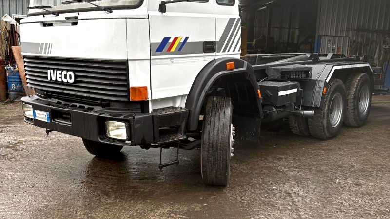 OmecoHub - IVECO 330-30